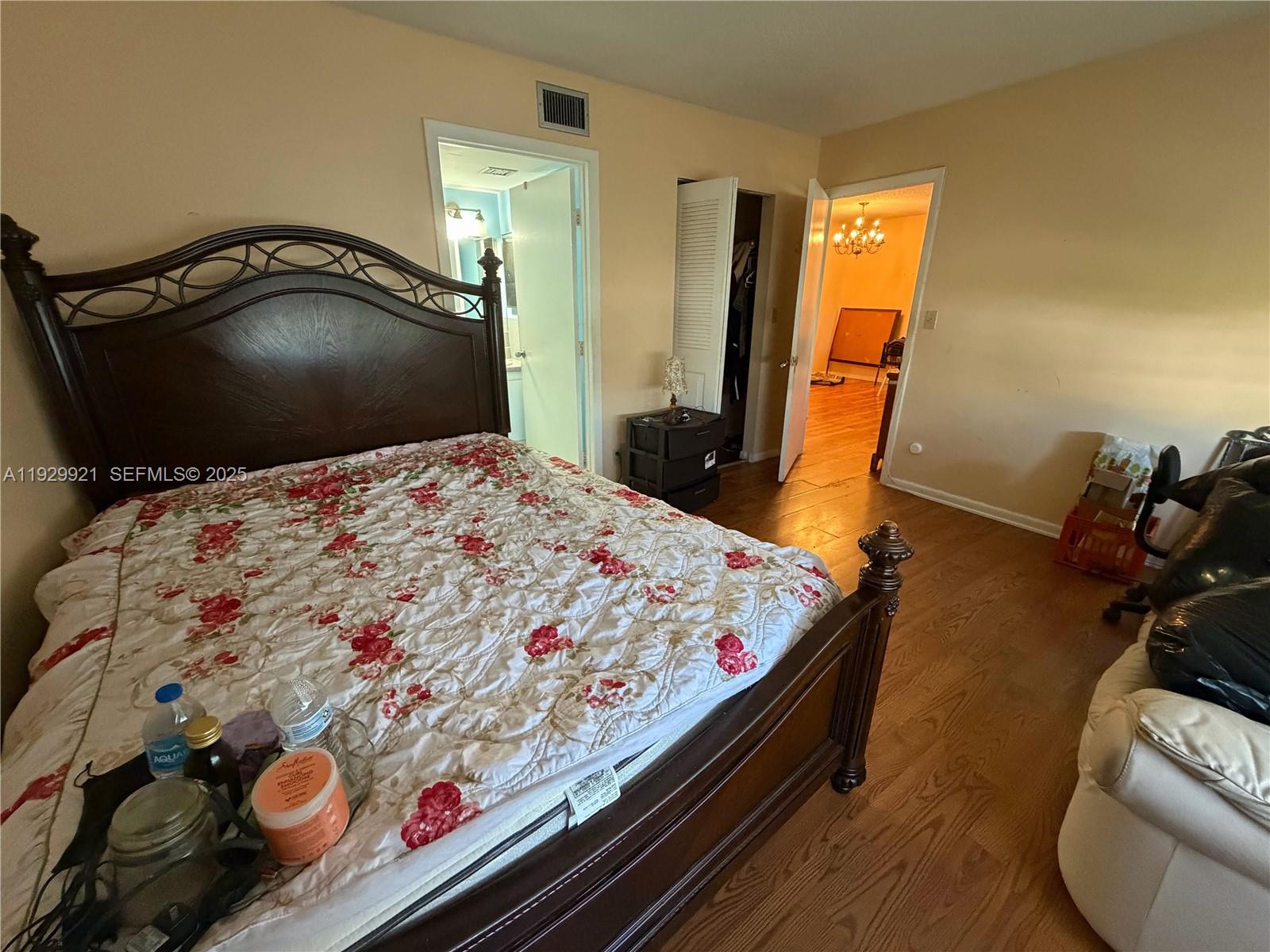 9 OF PALM SPRINGS 2 CONDO - Residential