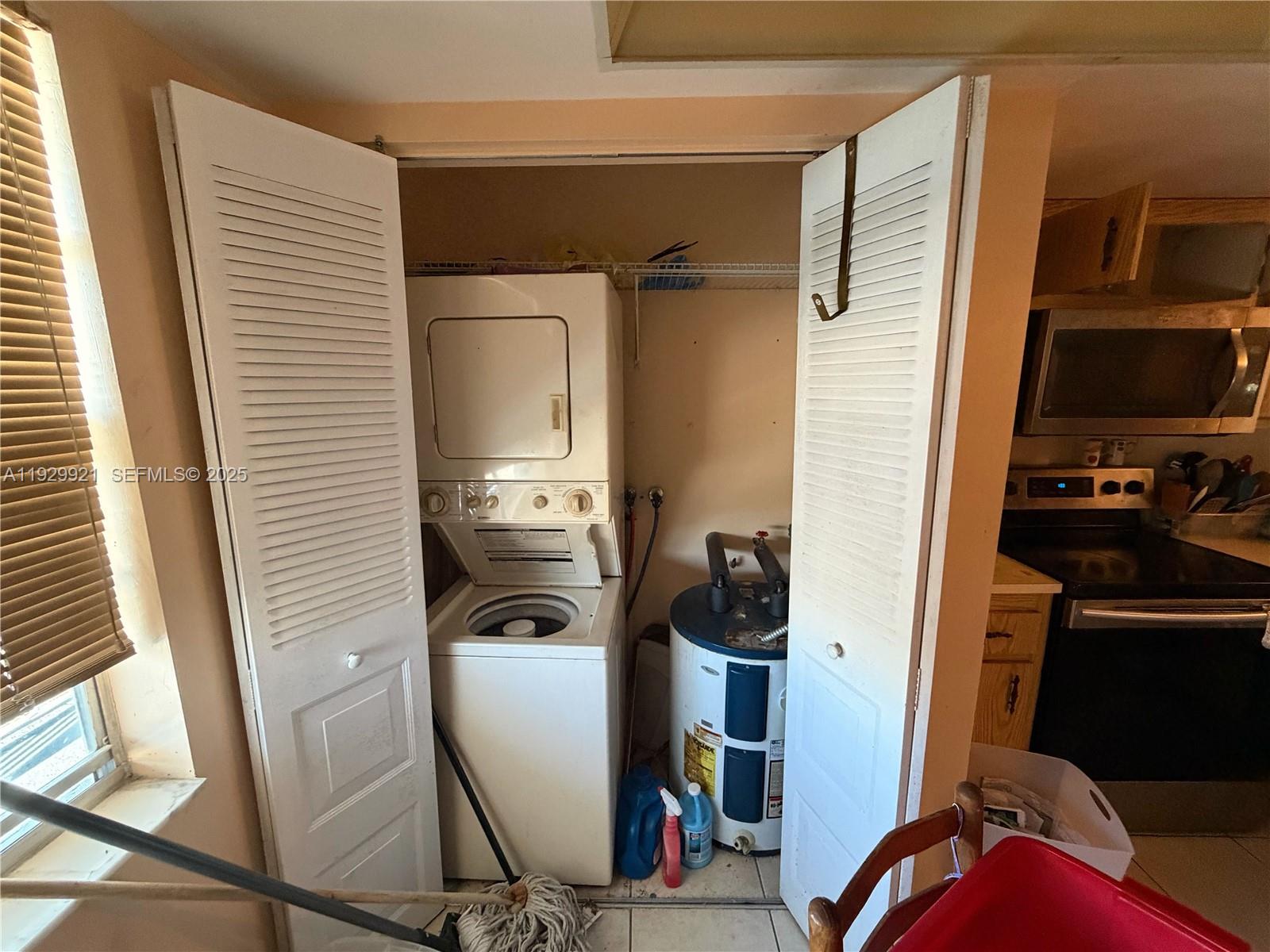 9 OF PALM SPRINGS 2 CONDO - Residential