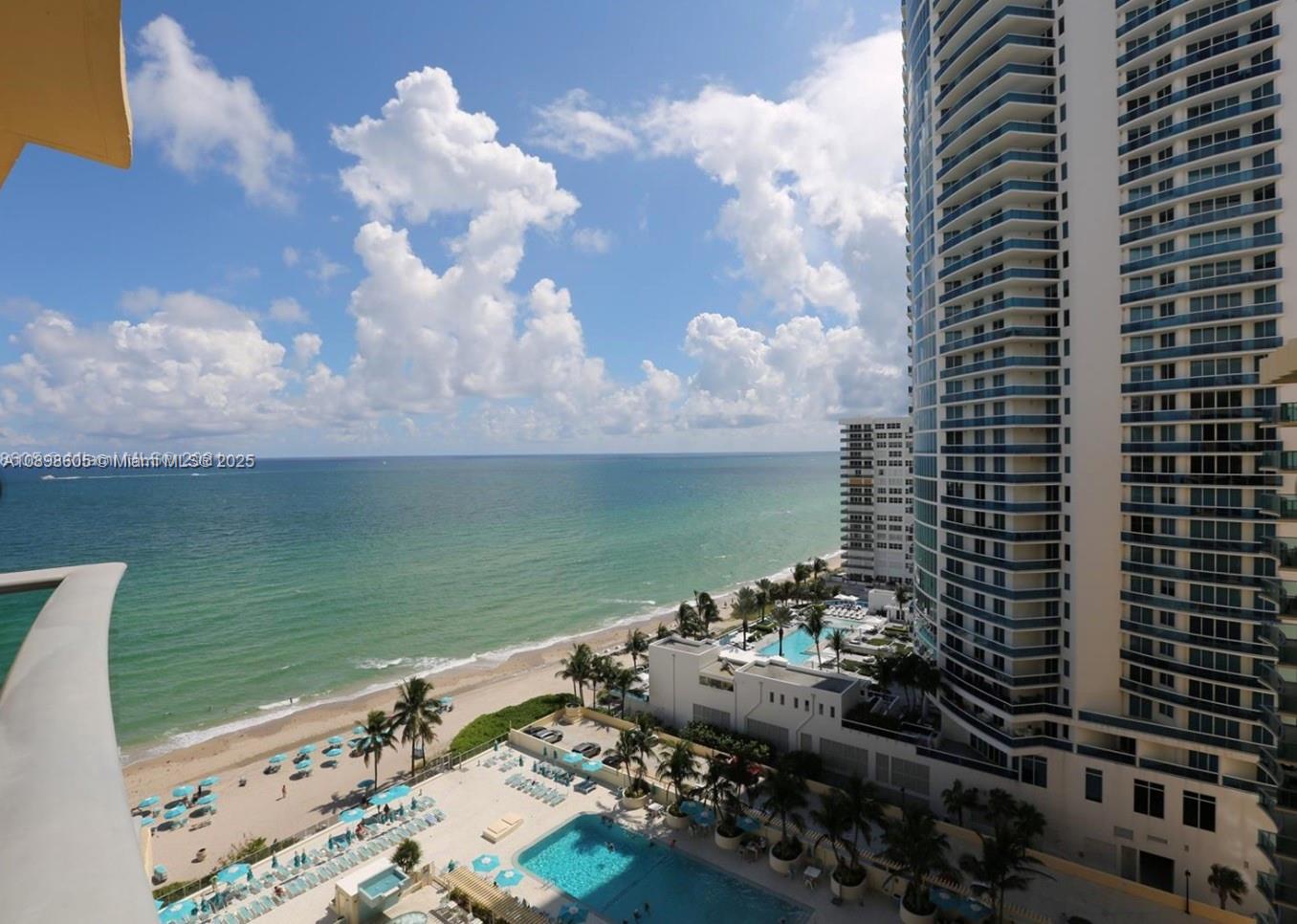 WAVE CONDO - Residential Lease