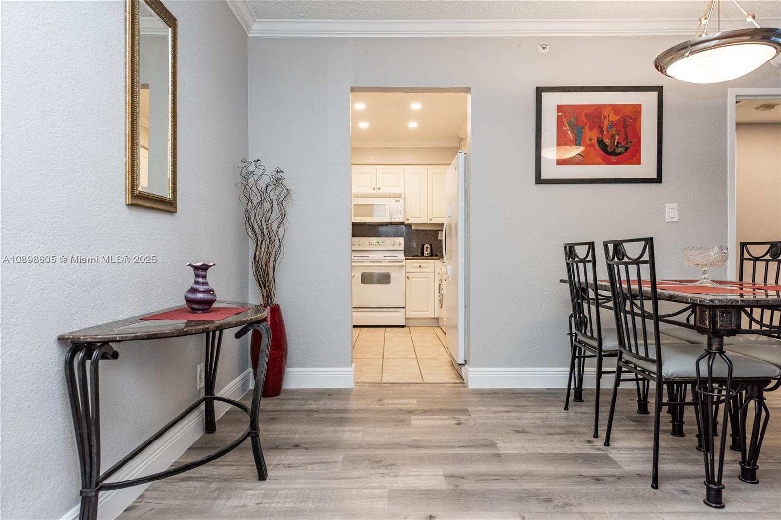 WAVE CONDO - Residential Lease