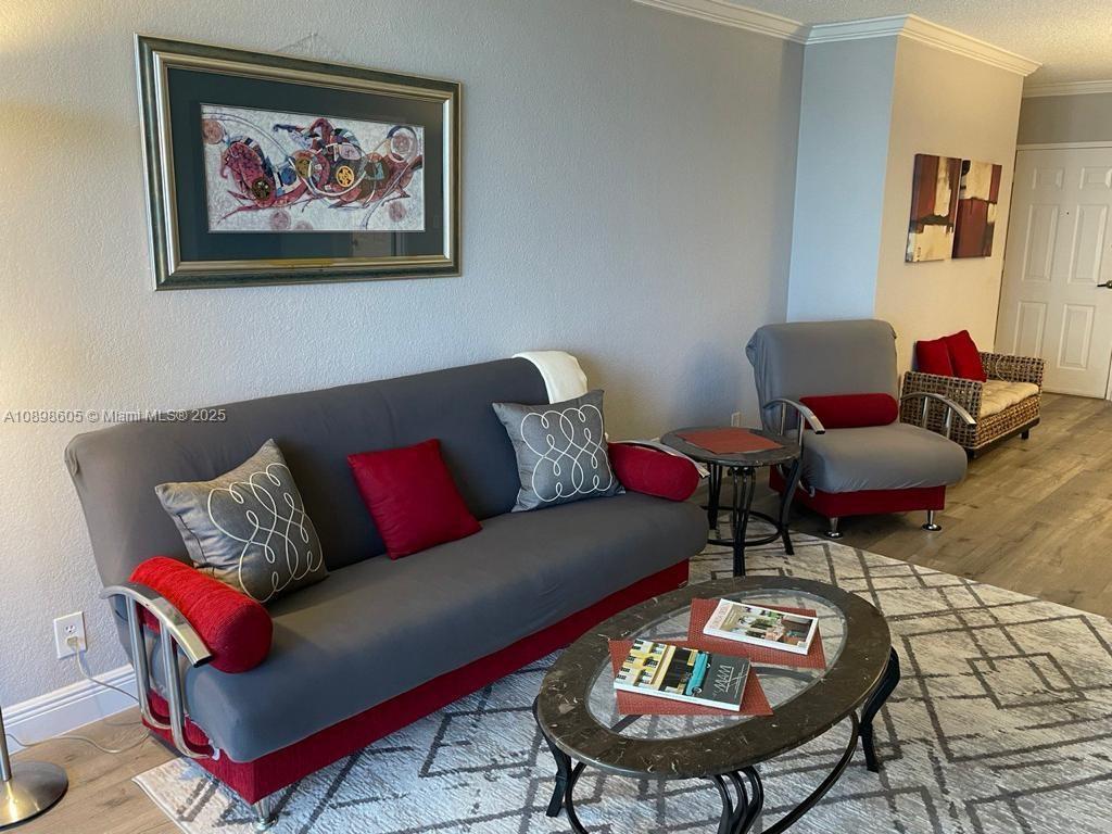 WAVE CONDO - Residential Lease