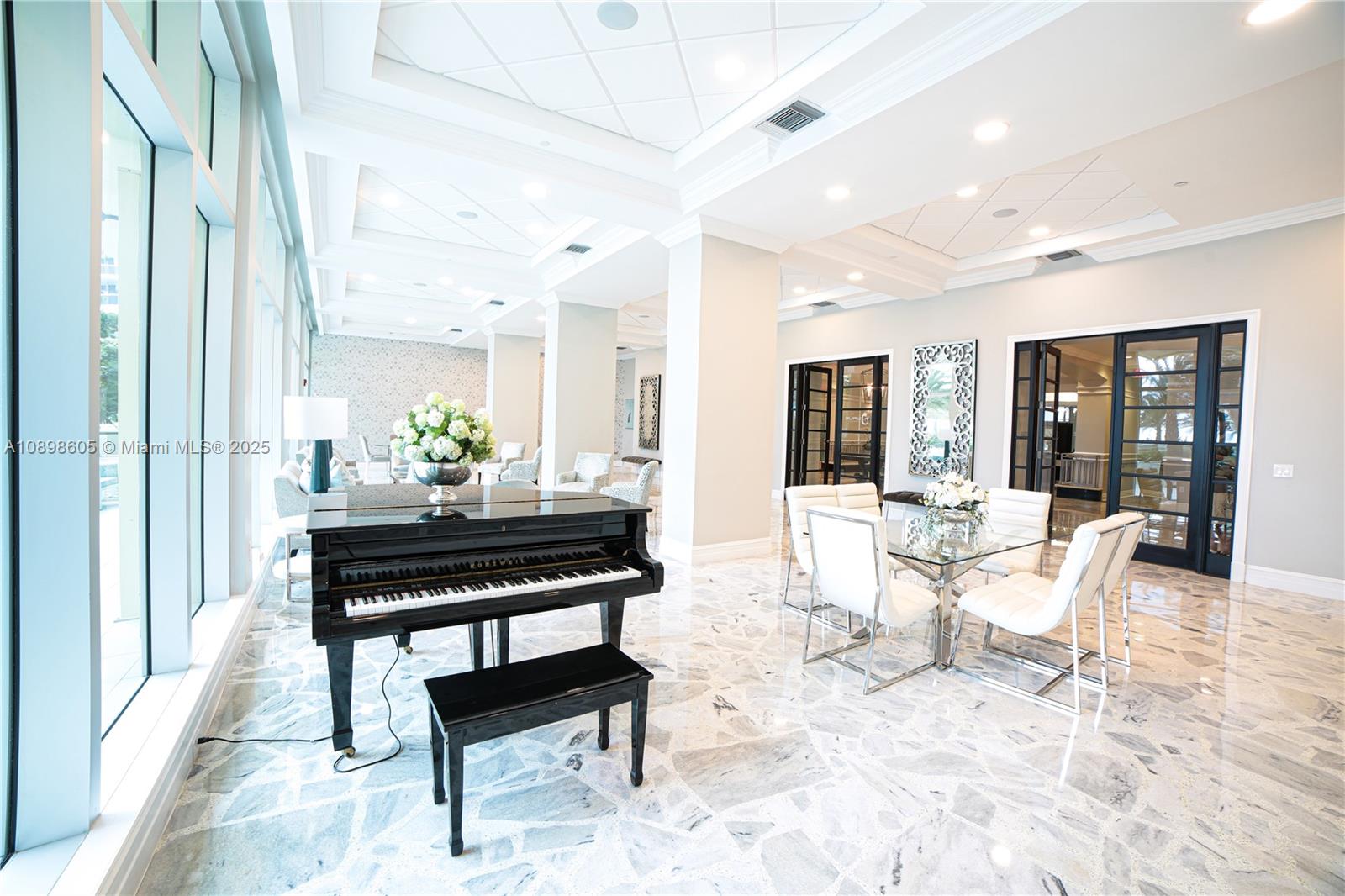 WAVE CONDO - Residential Lease