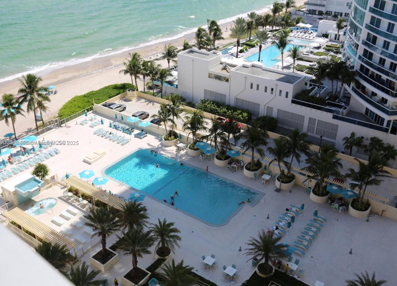 WAVE CONDO - Residential Lease