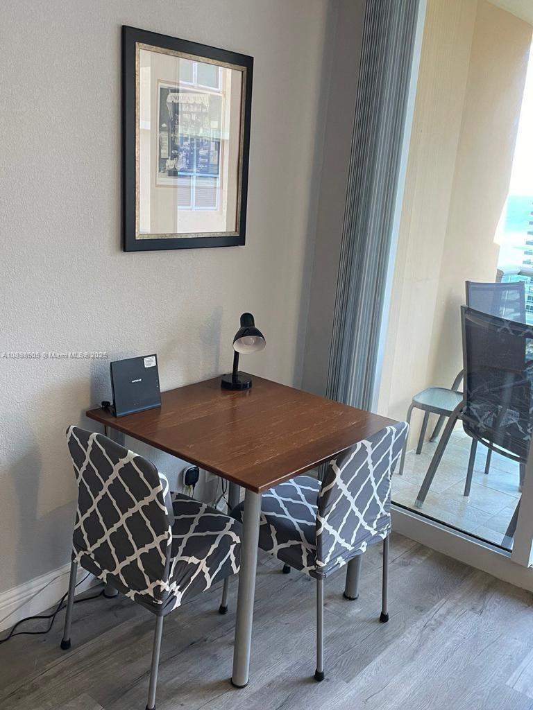 WAVE CONDO - Residential Lease