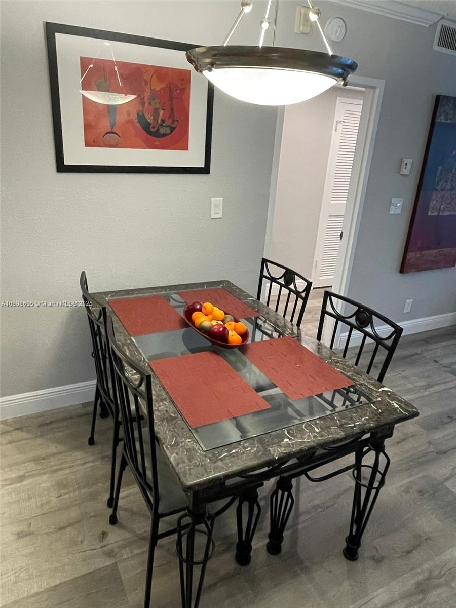 WAVE CONDO - Residential Lease