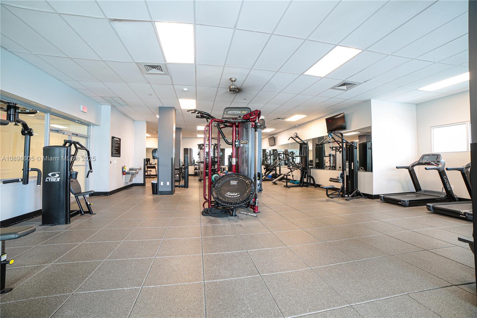 WAVE CONDO - Residential Lease