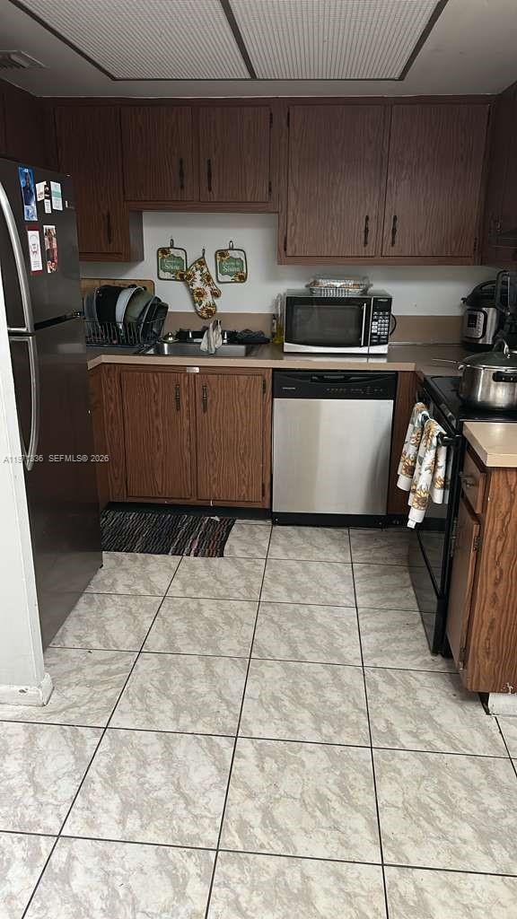 HABITAT II PHASE IV CONDO - Residential