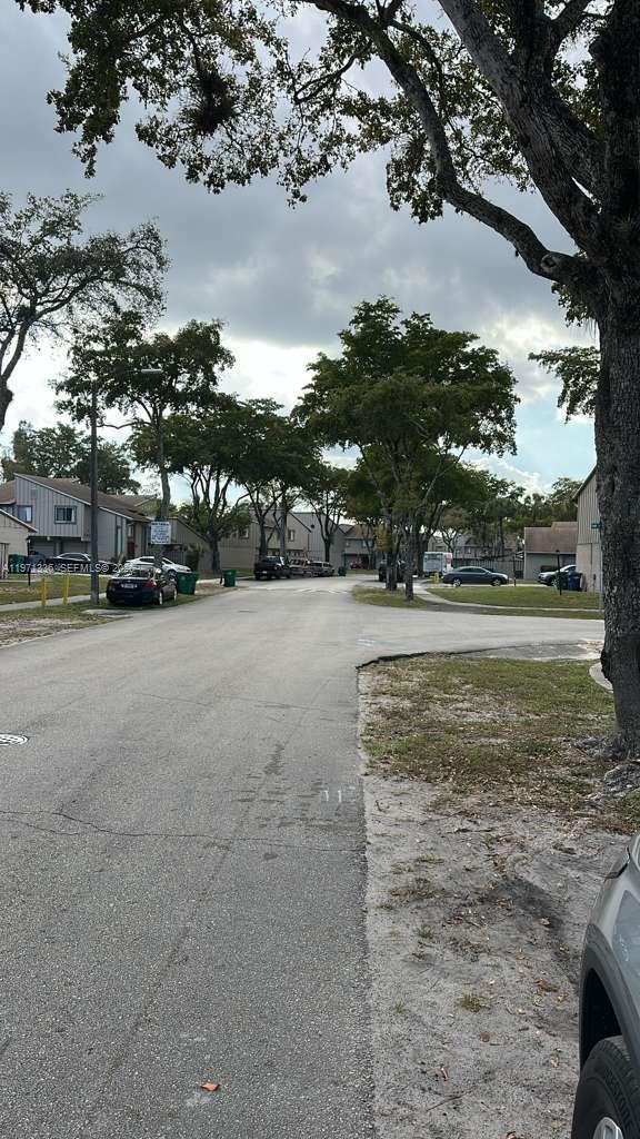 View photos, virtual tours, details... 5630 NW 21st St 31-C