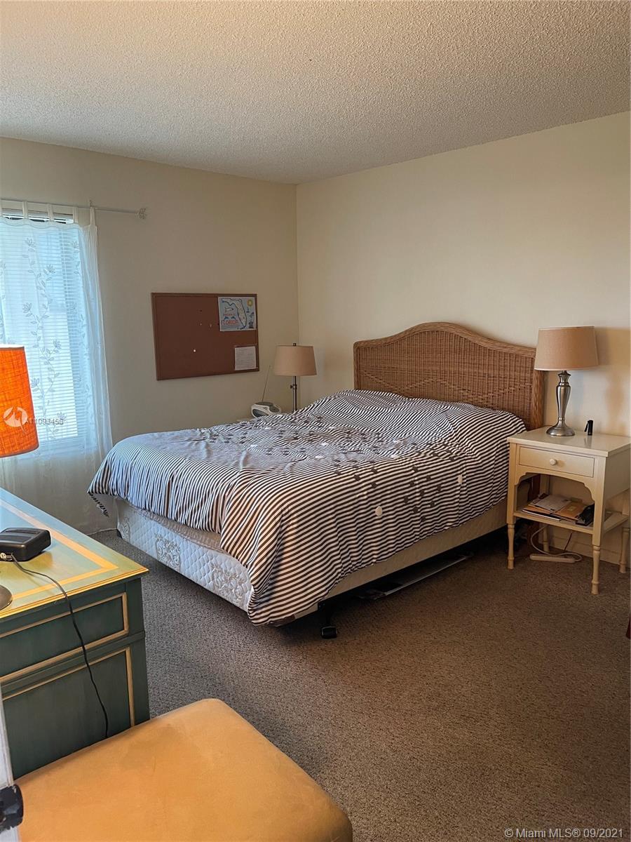 Las Verdes - Residential