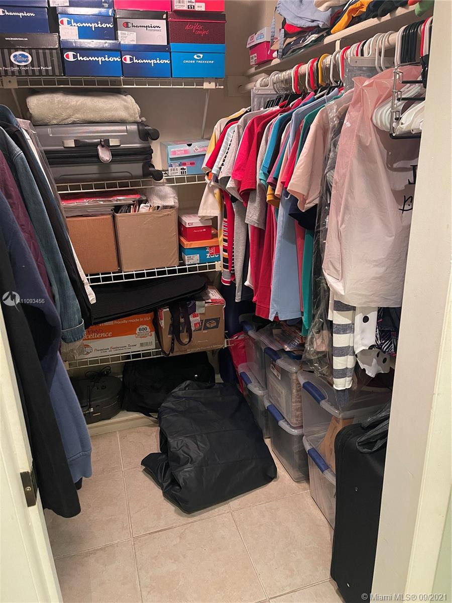 Las Verdes - Residential