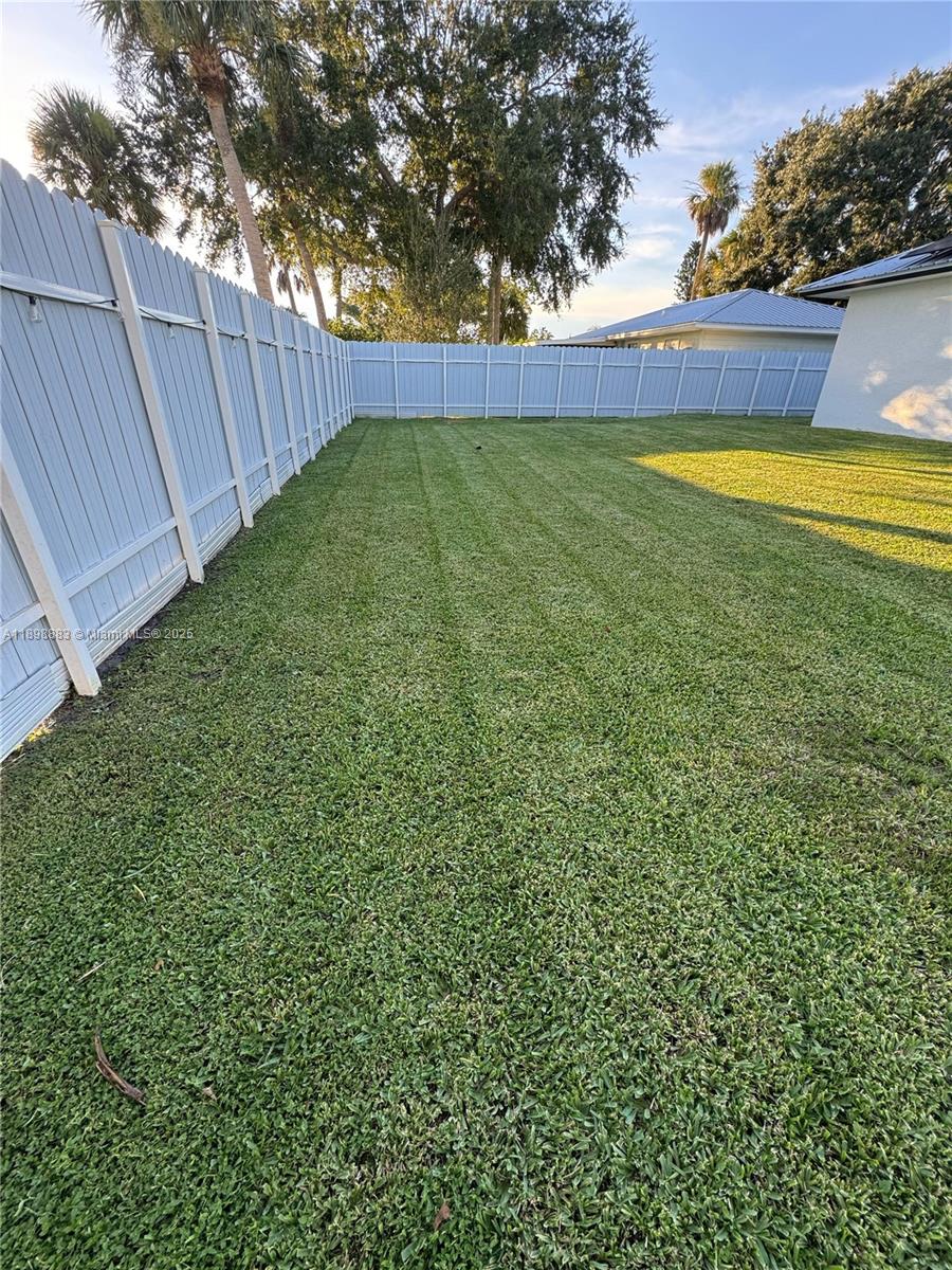 KING'S BAY - Residential