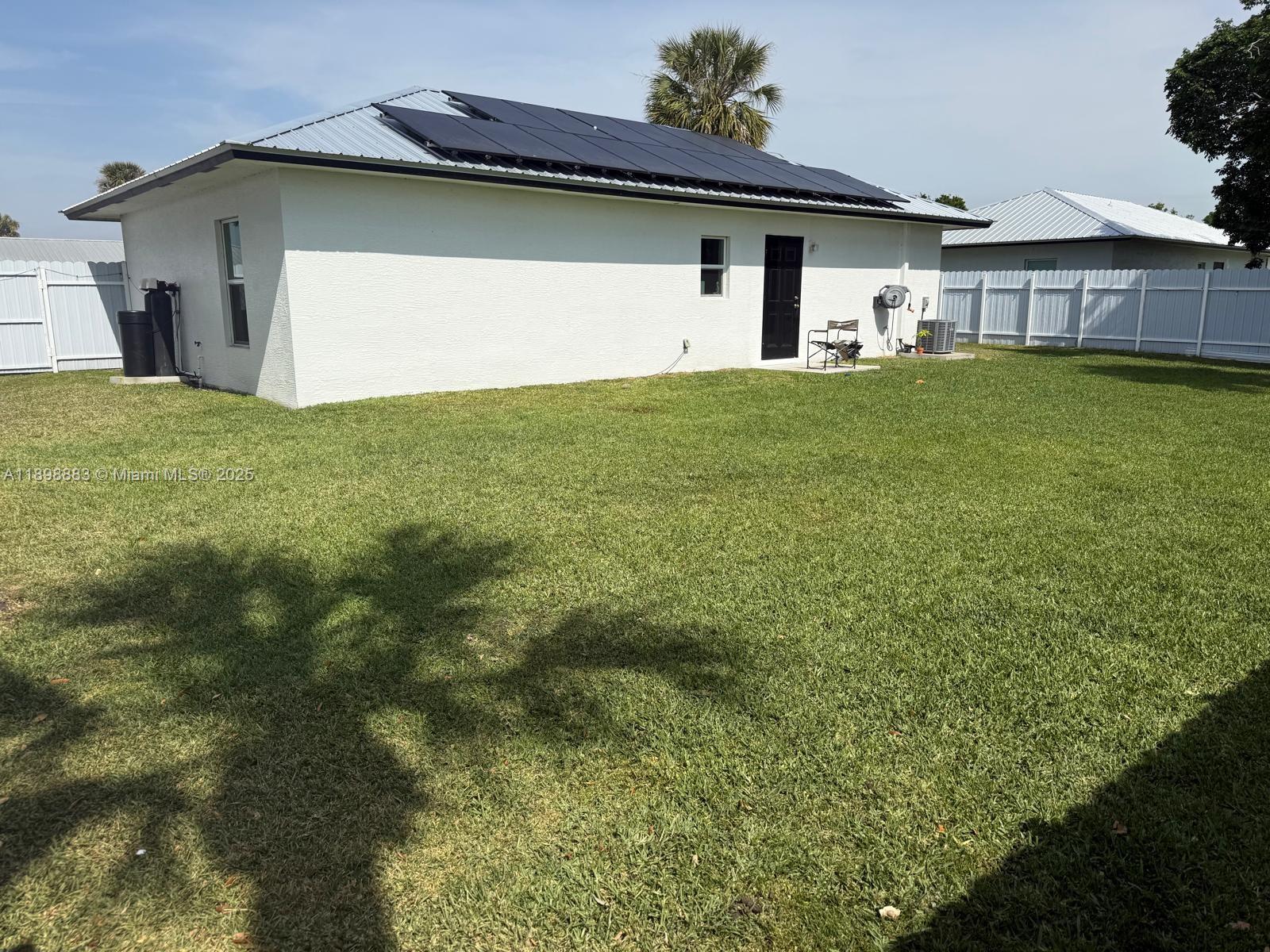 KING'S BAY - Residential