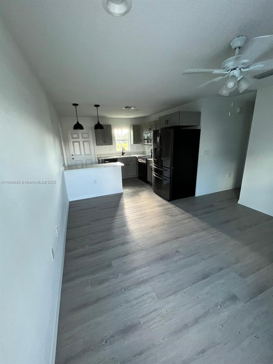 KING'S BAY - Residential