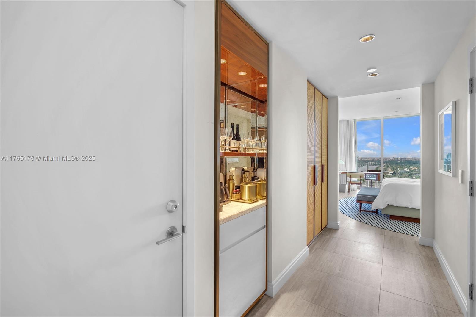 Condo - Residential