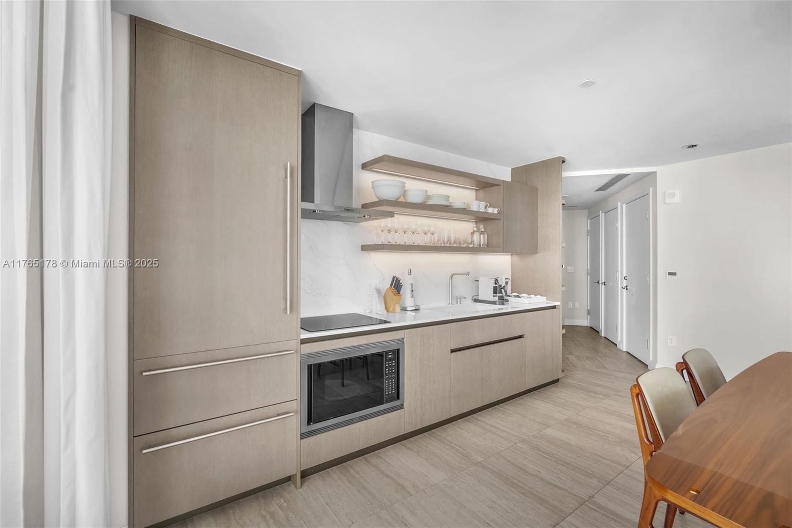 Condo - Residential