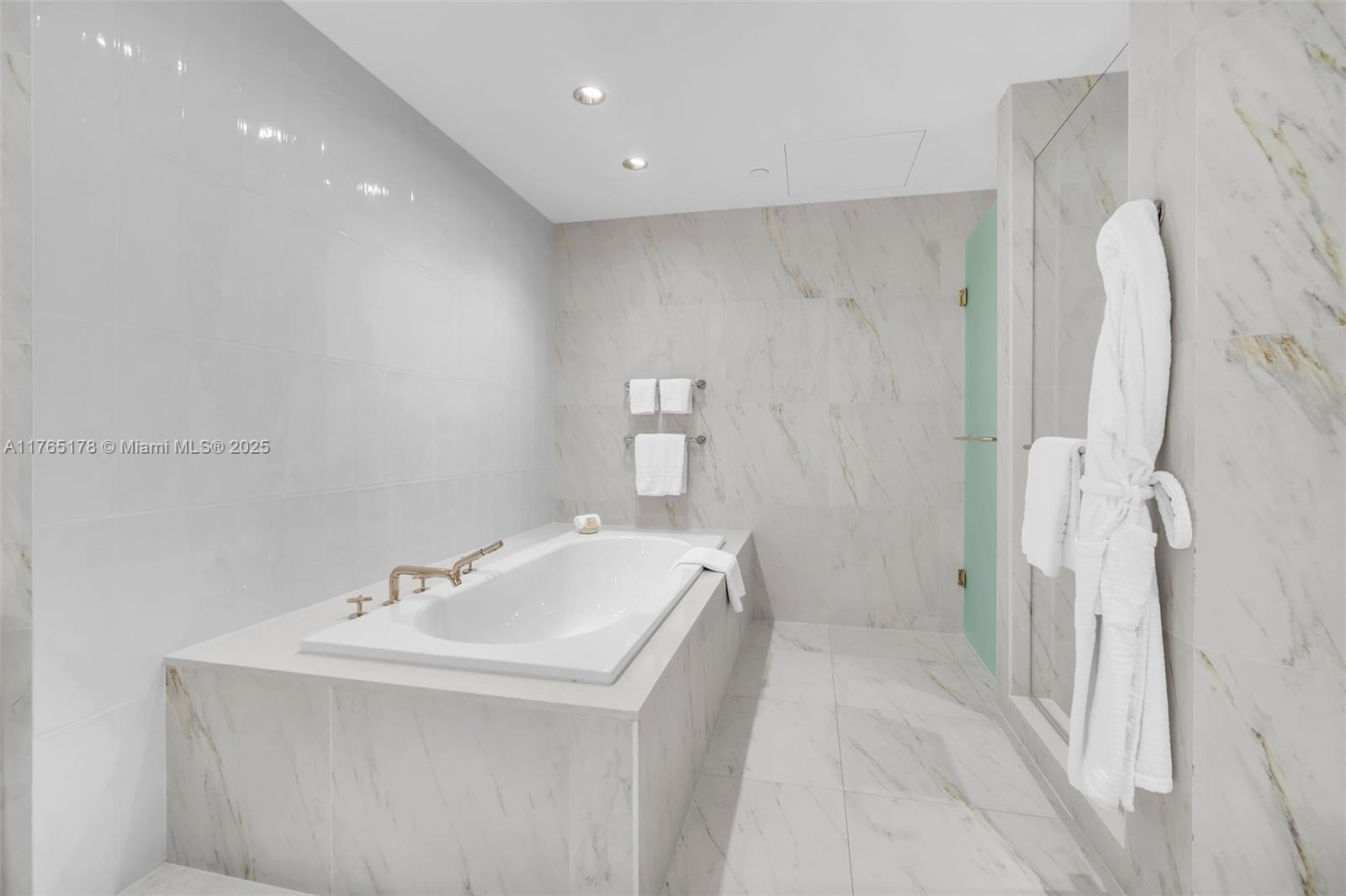 Condo - Residential