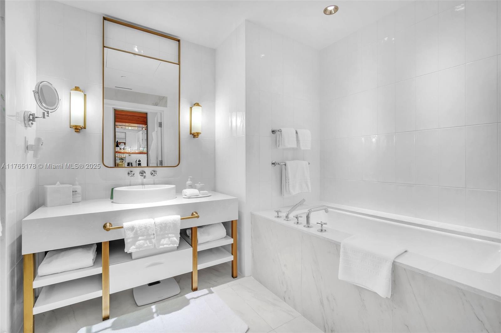 Condo - Residential
