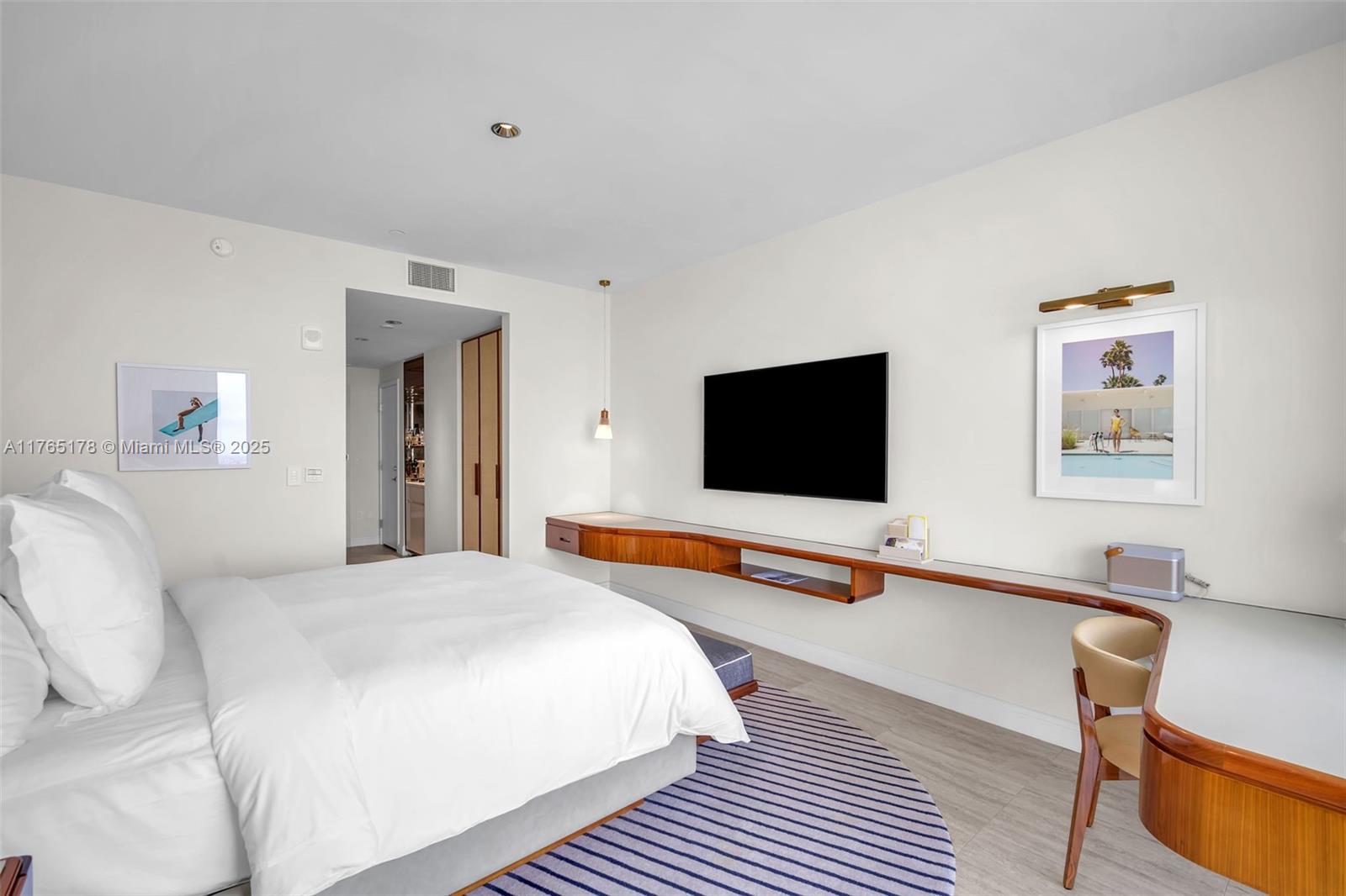 Condo - Residential