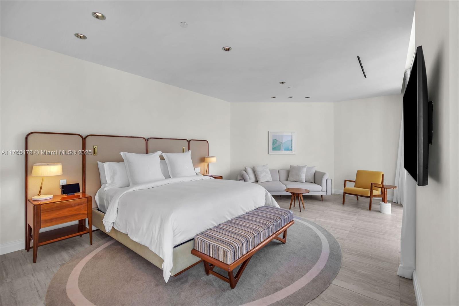 Condo - Residential