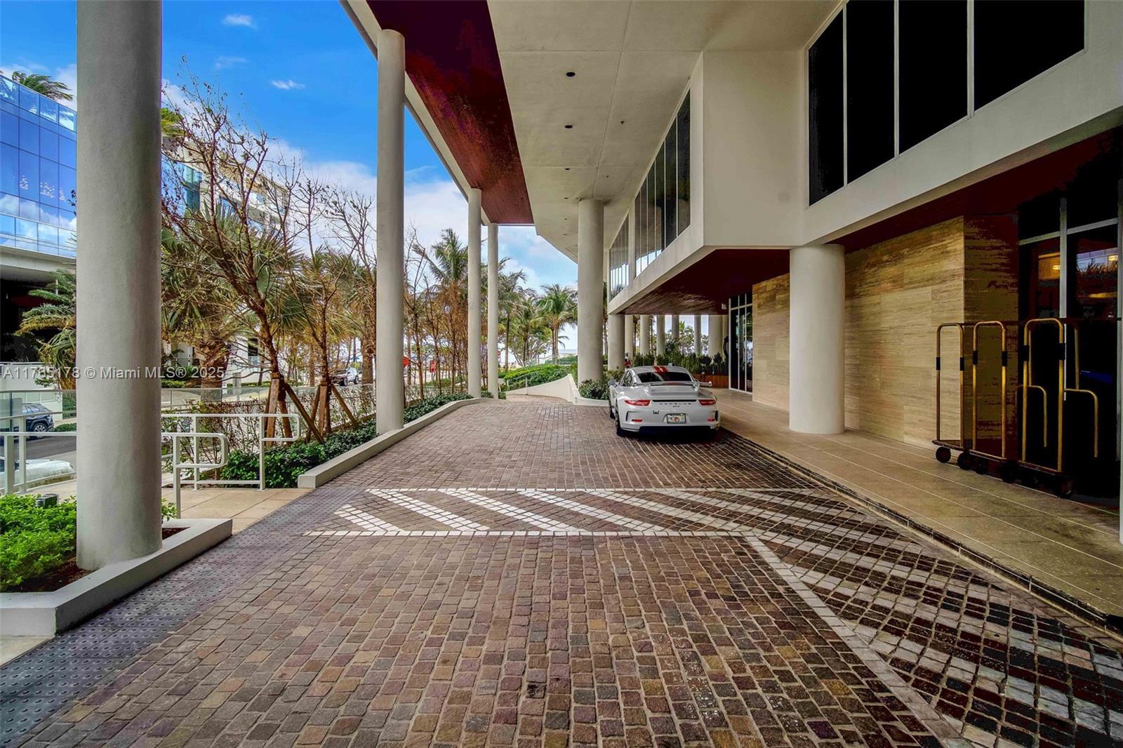 Condo - Residential