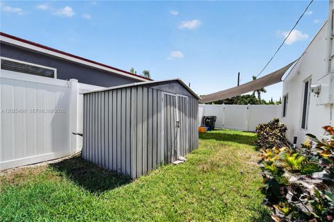 Tiny photo for 24 NW 13th Ave, Delray Beach, FL 33444 (MLS # A12025498)