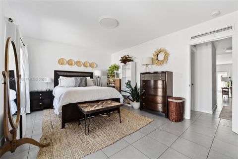 Tiny photo for 24 NW 13th Ave, Delray Beach, FL 33444 (MLS # A12025498)