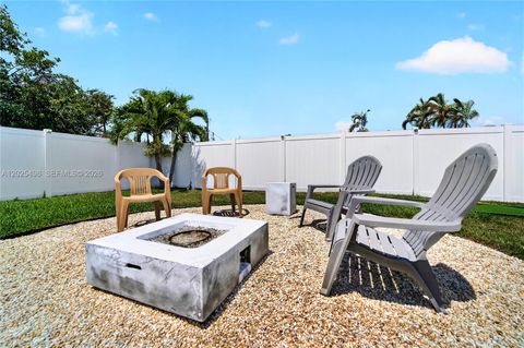 Tiny photo for 24 NW 13th Ave, Delray Beach, FL 33444 (MLS # A12025498)