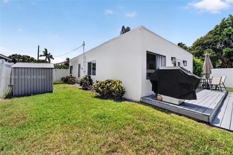 Tiny photo for 24 NW 13th Ave, Delray Beach, FL 33444 (MLS # A12025498)