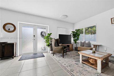 Tiny photo for 24 NW 13th Ave, Delray Beach, FL 33444 (MLS # A12025498)