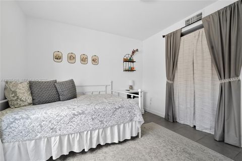Tiny photo for 24 NW 13th Ave, Delray Beach, FL 33444 (MLS # A12025498)
