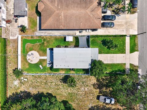 Tiny photo for 24 NW 13th Ave, Delray Beach, FL 33444 (MLS # A12025498)
