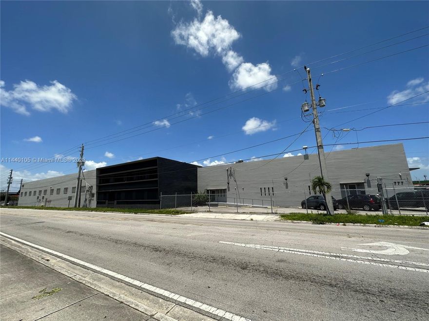 • Office/showroom size: 4,986 SF
• Mezzanine size: 3,865 SF
• East Side: One (1) van height door, 2 additional van height doors can be re-opened
• West Side: Three (3) oversized doors featuring three (3) dock position and one (1) large ramp
• Foreman’s office
• 20’ clear ceiling height
• Heavy Power
• Recent Renovations including new roof, new warehouse windows, bathrooms, offices, showroom, etc.
• Fully sprinklered
• Recent 40-year certification completed