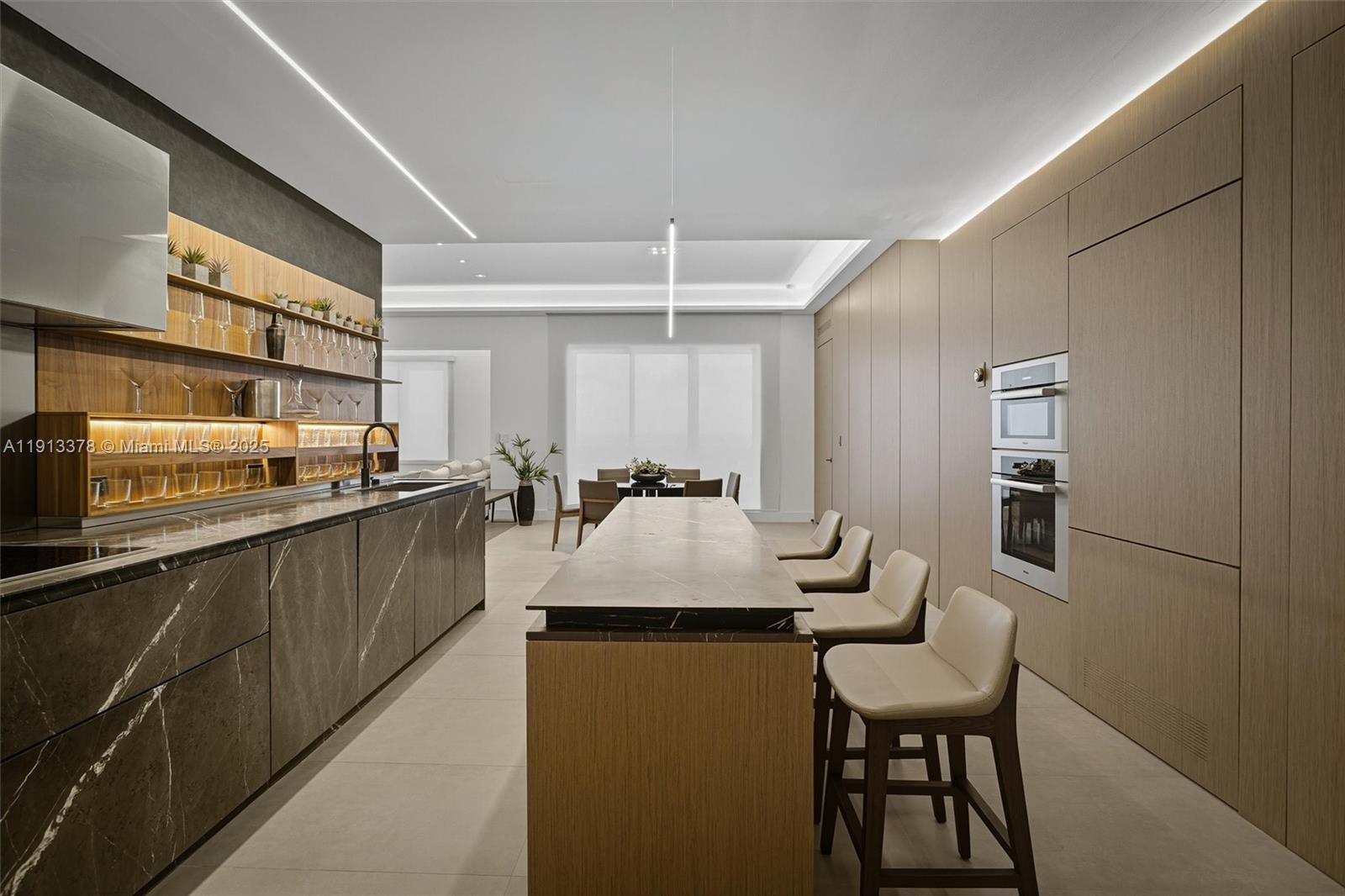 RONEY PALACE CONDO - Residential