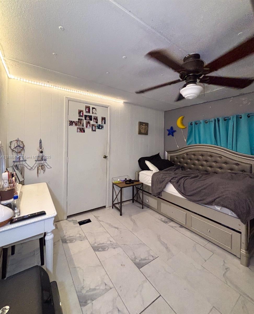 ORANGE PARK CLUB SEC ONE - Residential