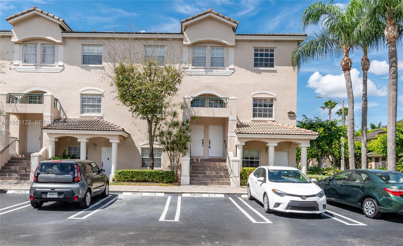 LAS BRISAS AT DORAL CONDO - Residential