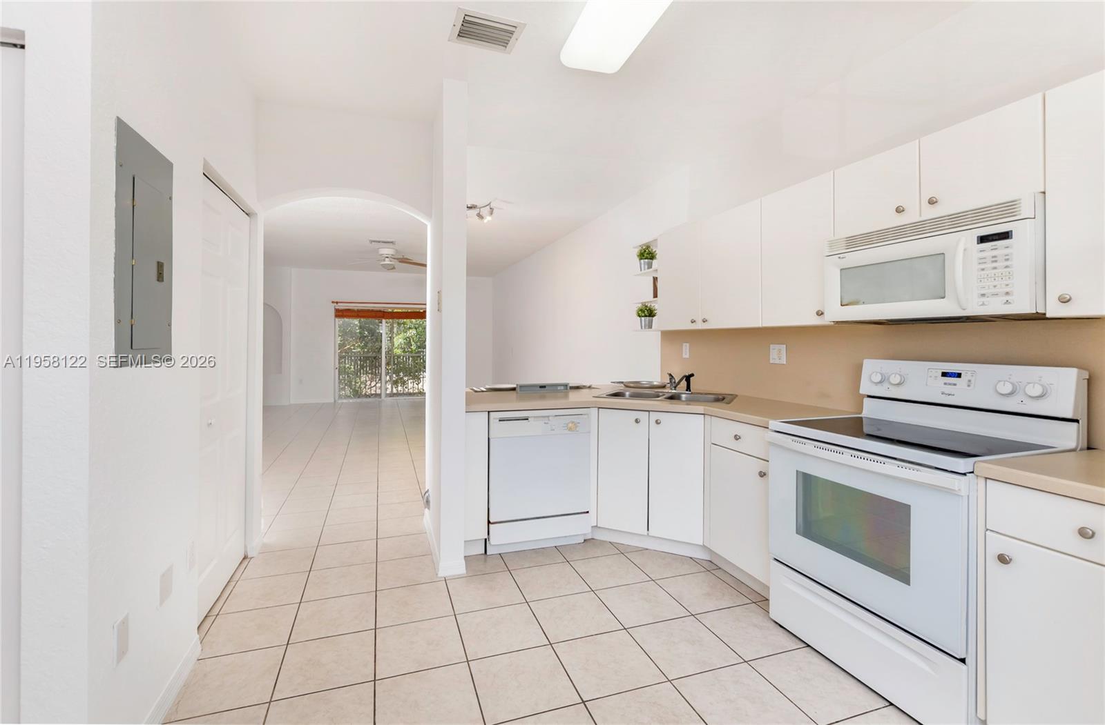 LAS BRISAS AT DORAL CONDO - Residential