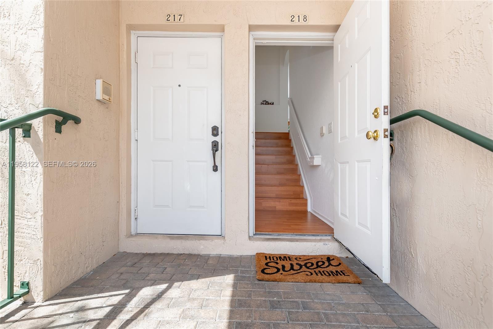 LAS BRISAS AT DORAL CONDO - Residential