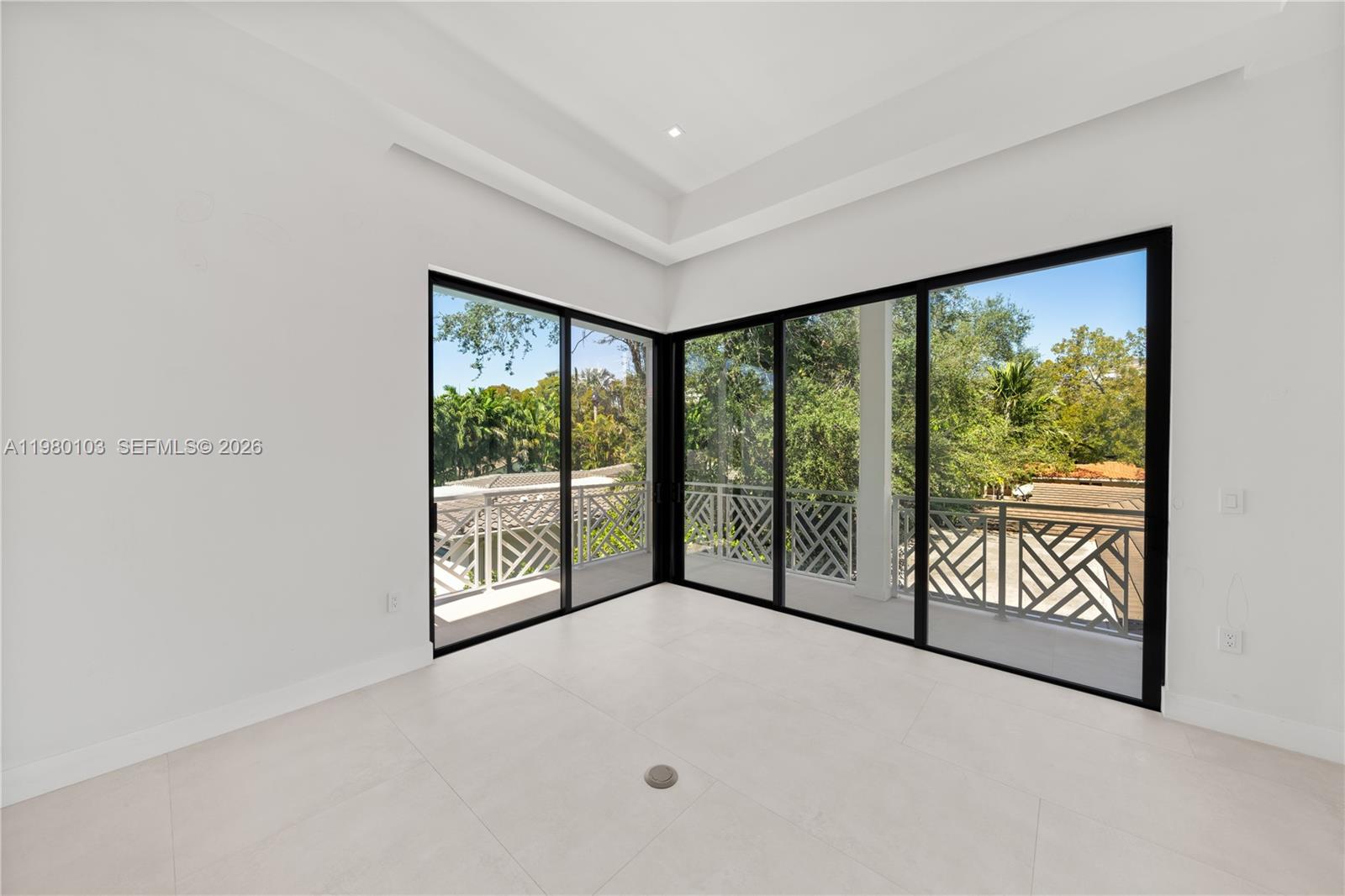 CORAL GABLES BILTMORE SEC - Residential