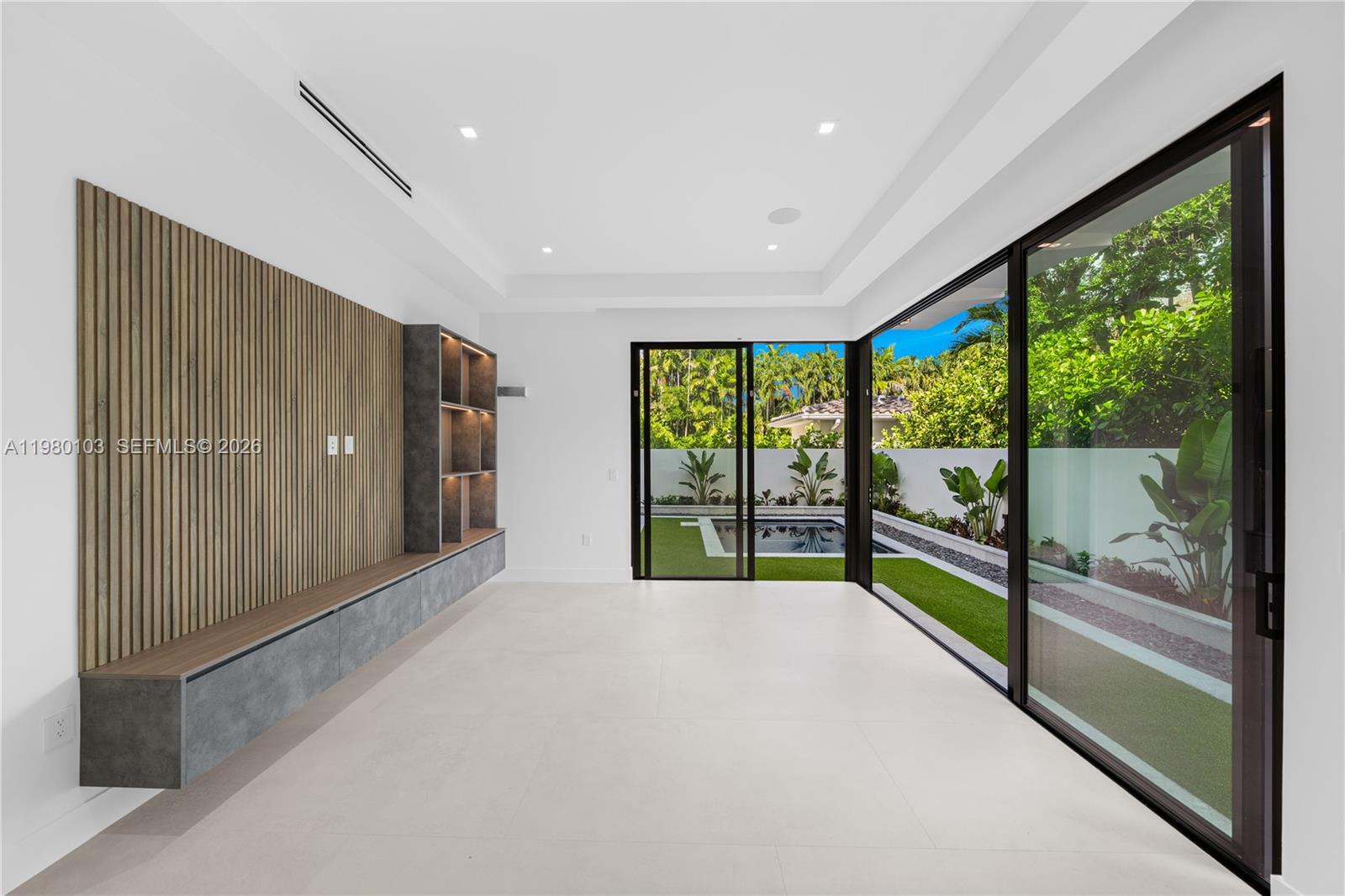 CORAL GABLES BILTMORE SEC - Residential