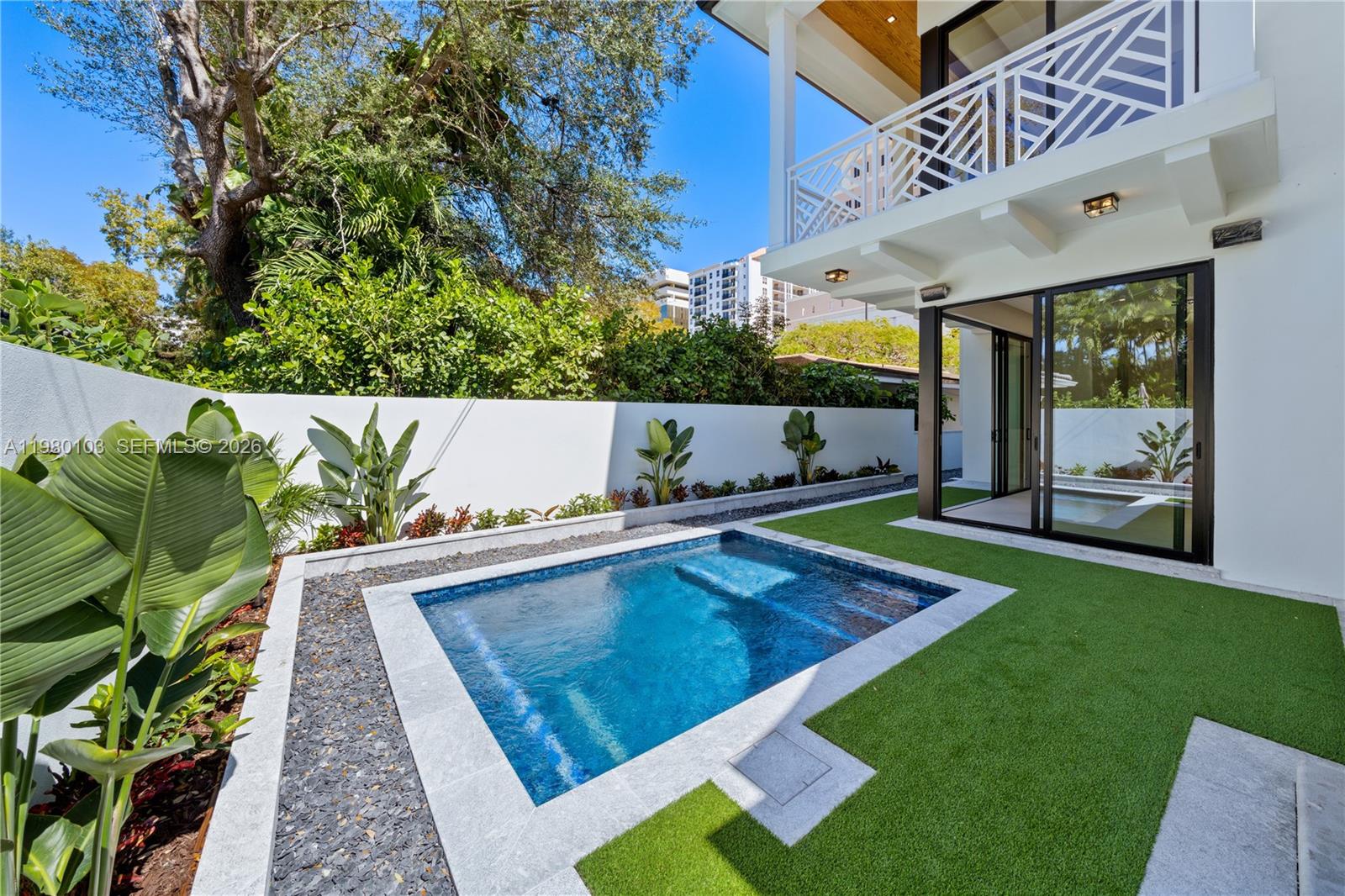 CORAL GABLES BILTMORE SEC - Residential