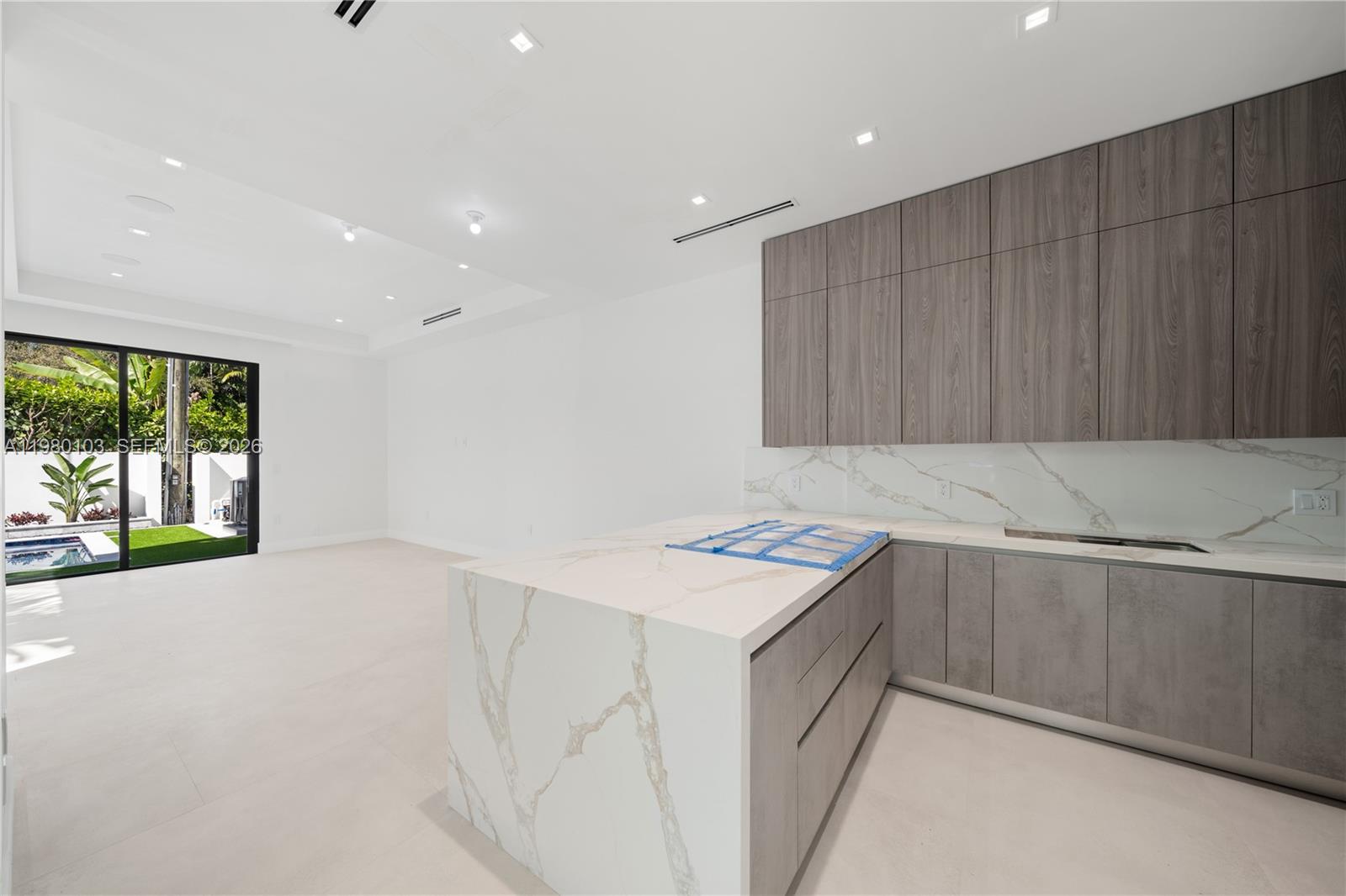 CORAL GABLES BILTMORE SEC - Residential