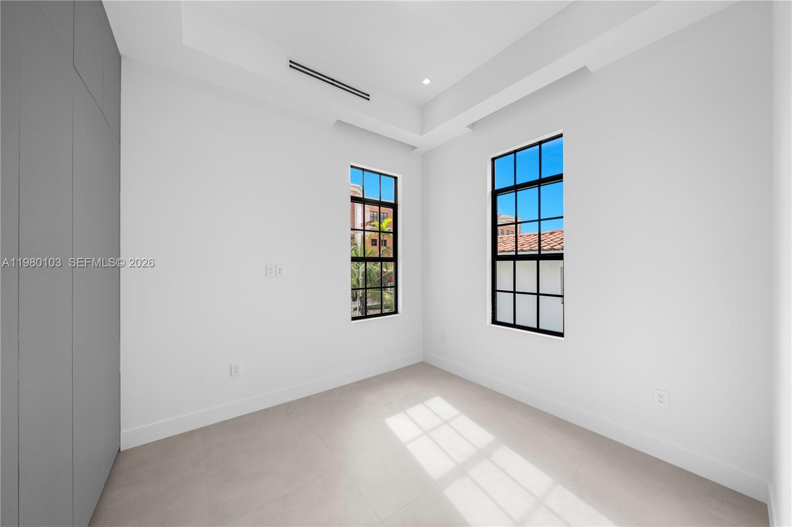 CORAL GABLES BILTMORE SEC - Residential