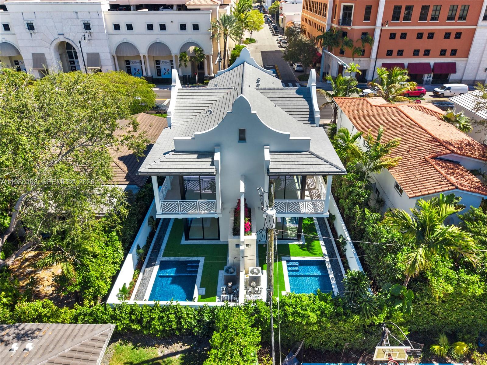 CORAL GABLES BILTMORE SEC - Residential