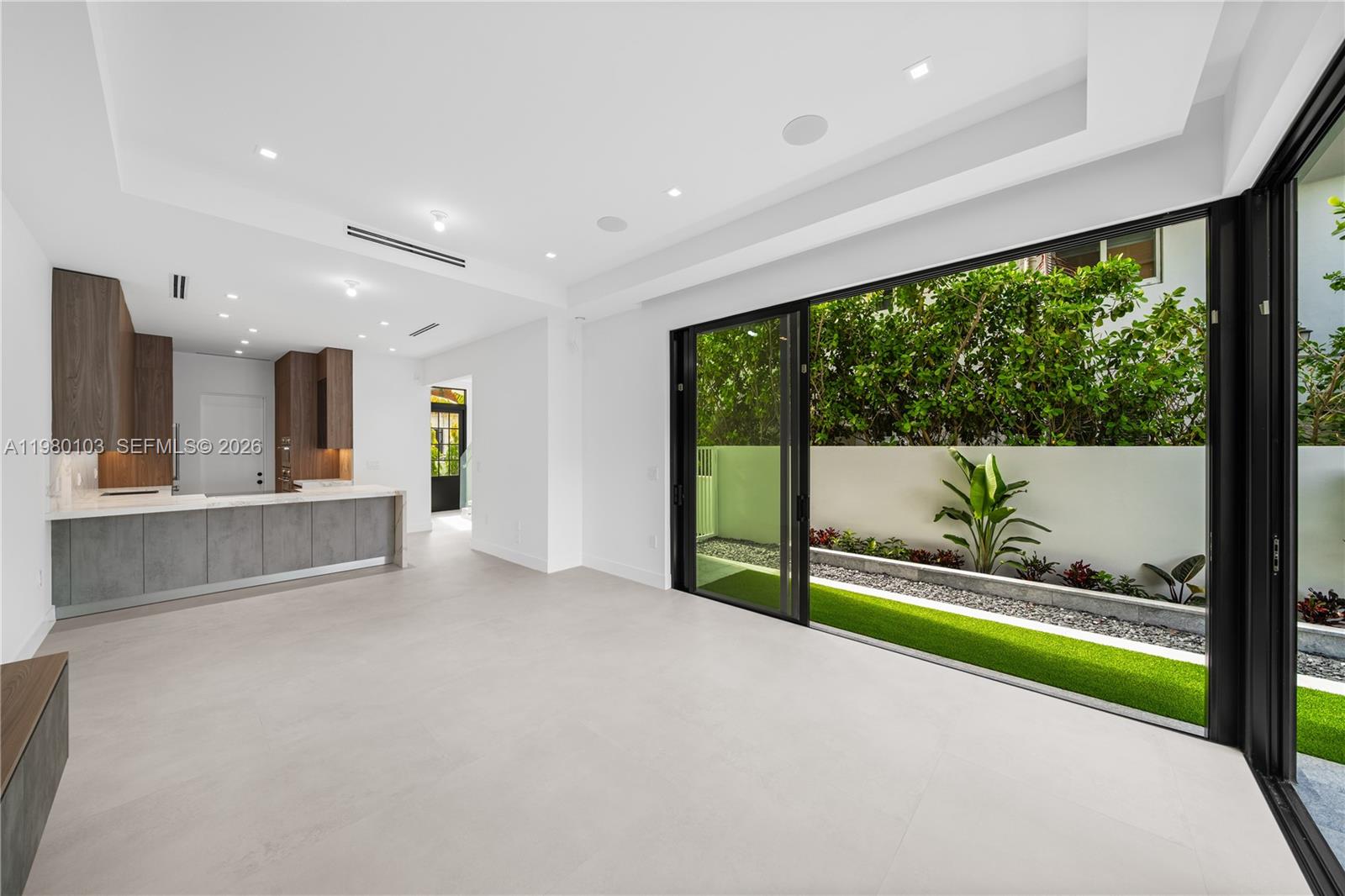 CORAL GABLES BILTMORE SEC - Residential