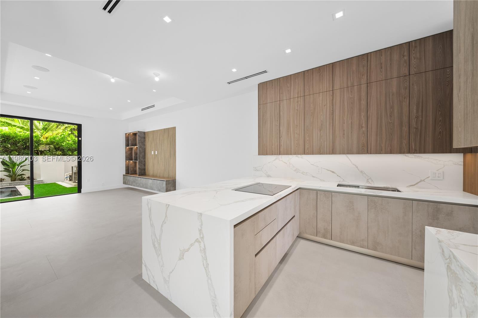 CORAL GABLES BILTMORE SEC - Residential