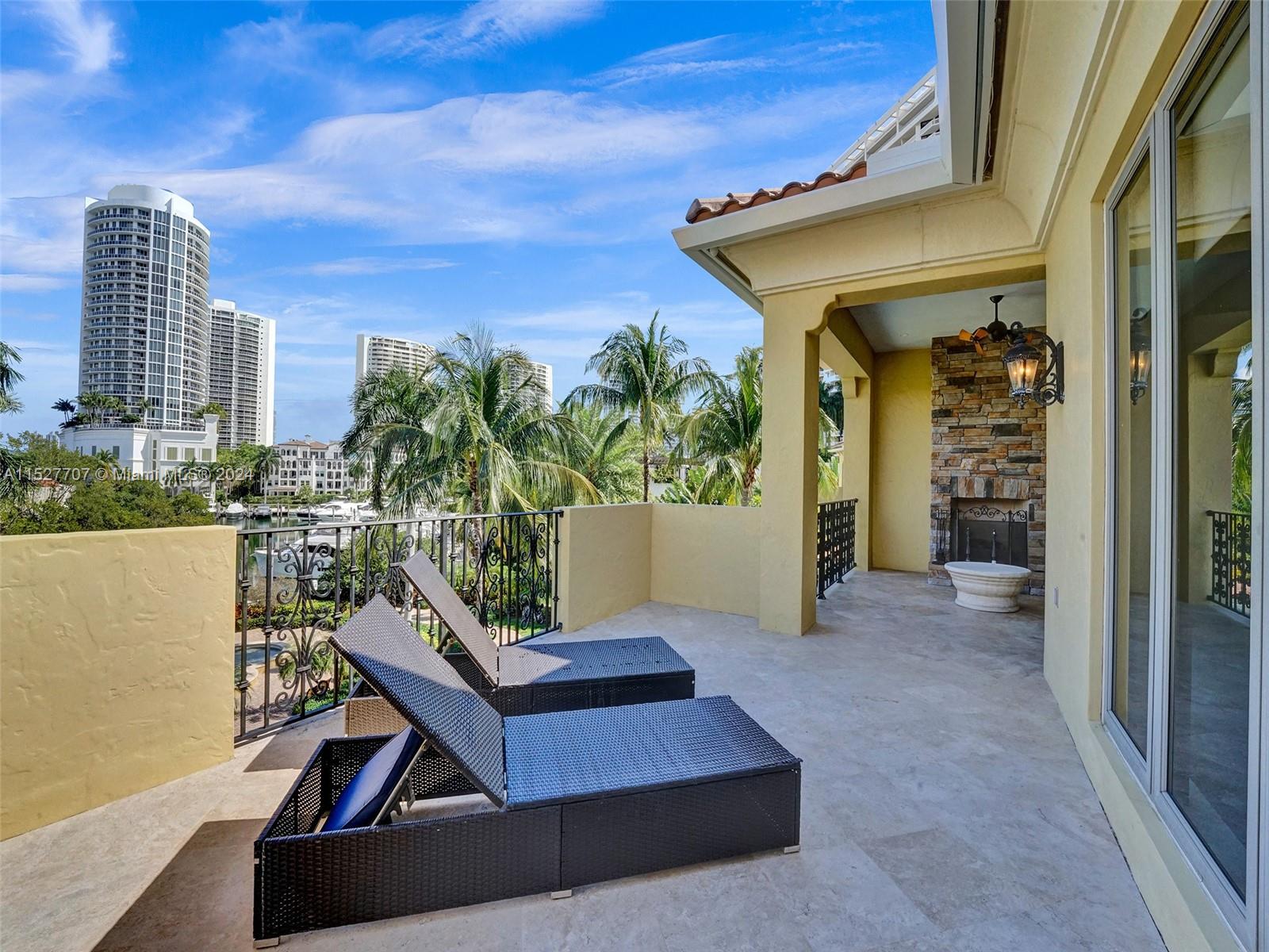 Villa Flora Williams Islan - Residential