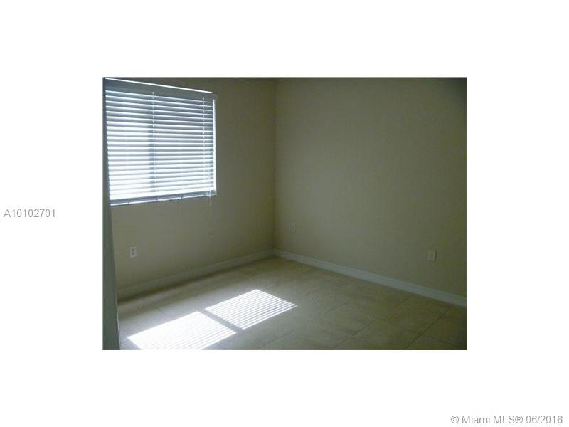 Monterey/Malibu Bay Condo - Residential Lease