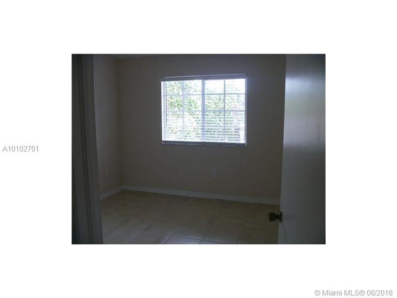 Monterey/Malibu Bay Condo - Residential Lease