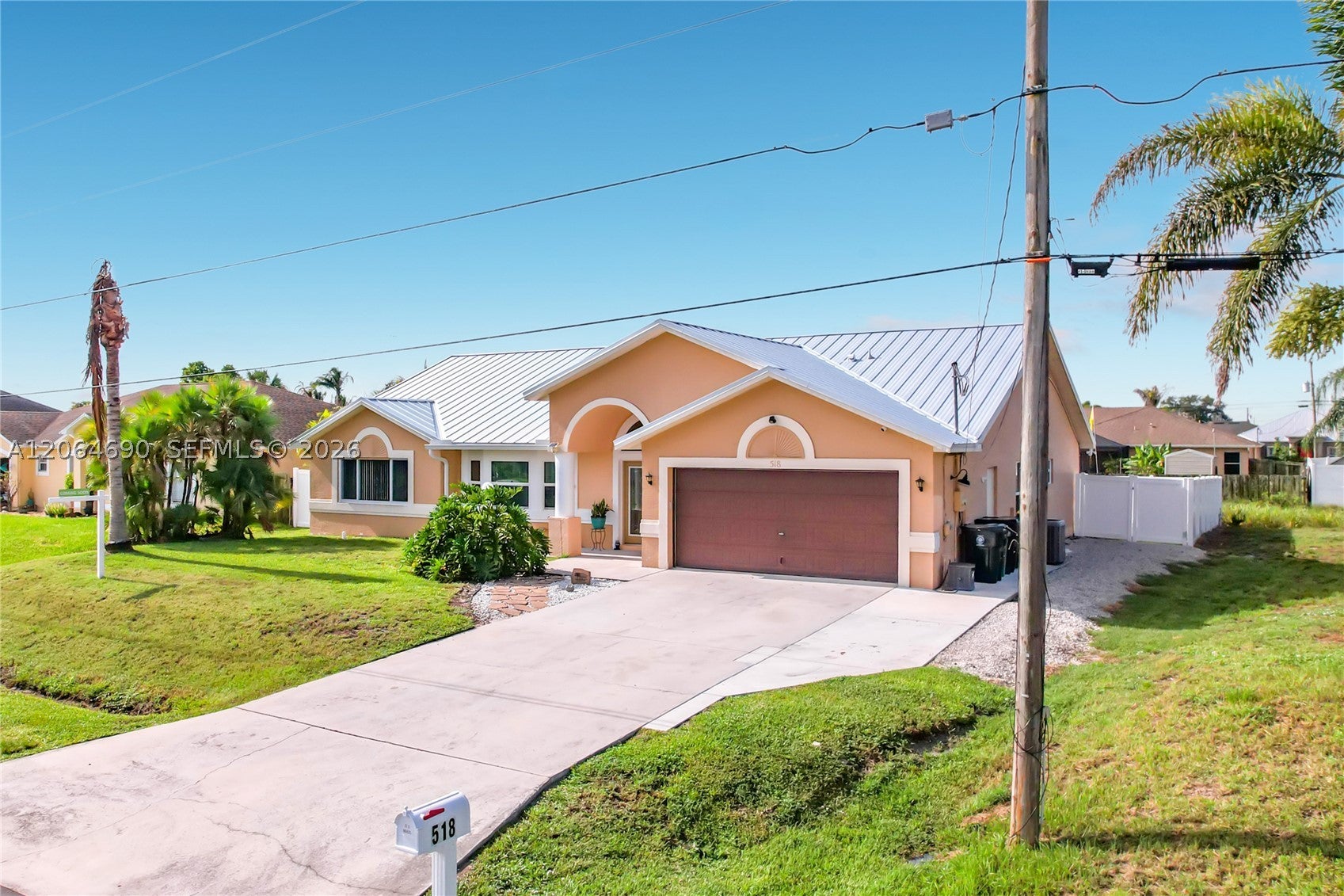 518 SW Lacroix Ave, Port St Lucie, FL, 34953/$499,999 3 518 SW Lacroix Ave
