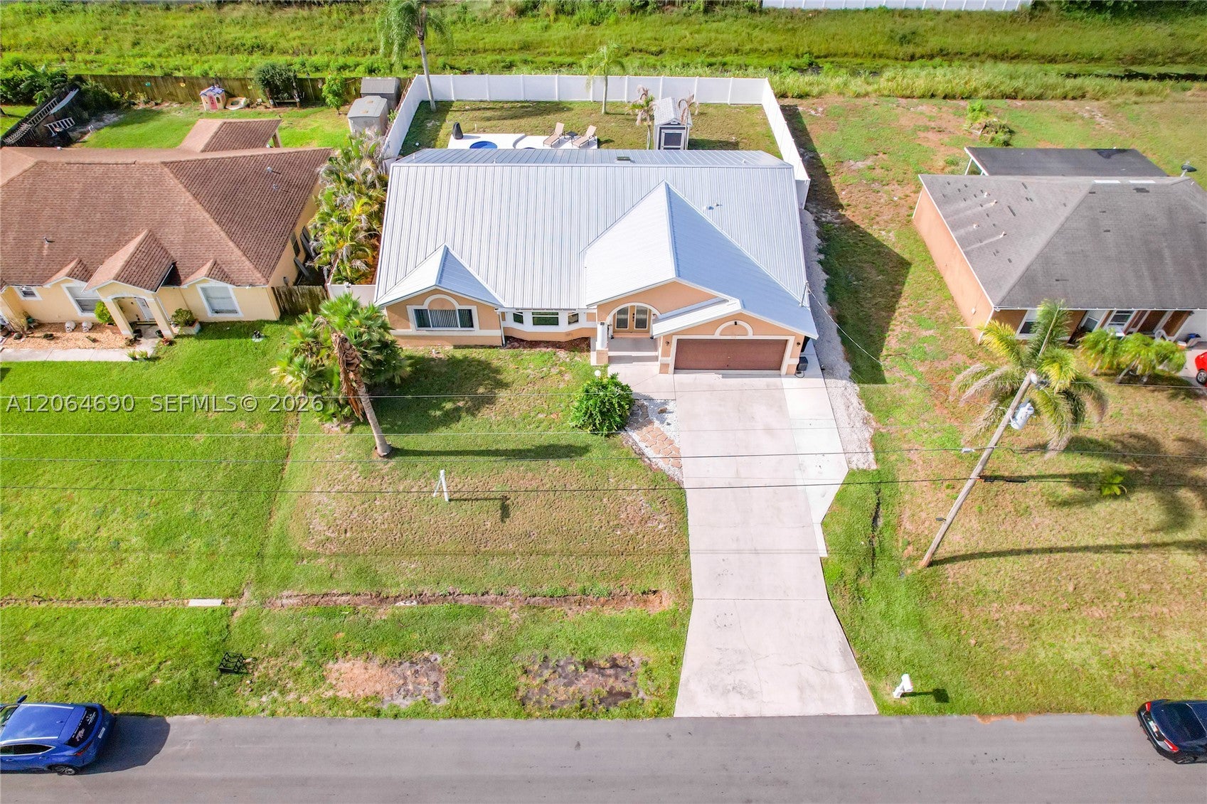 518 SW Lacroix Ave, Port St Lucie, FL, 34953/$499,999 2 518 SW Lacroix Ave